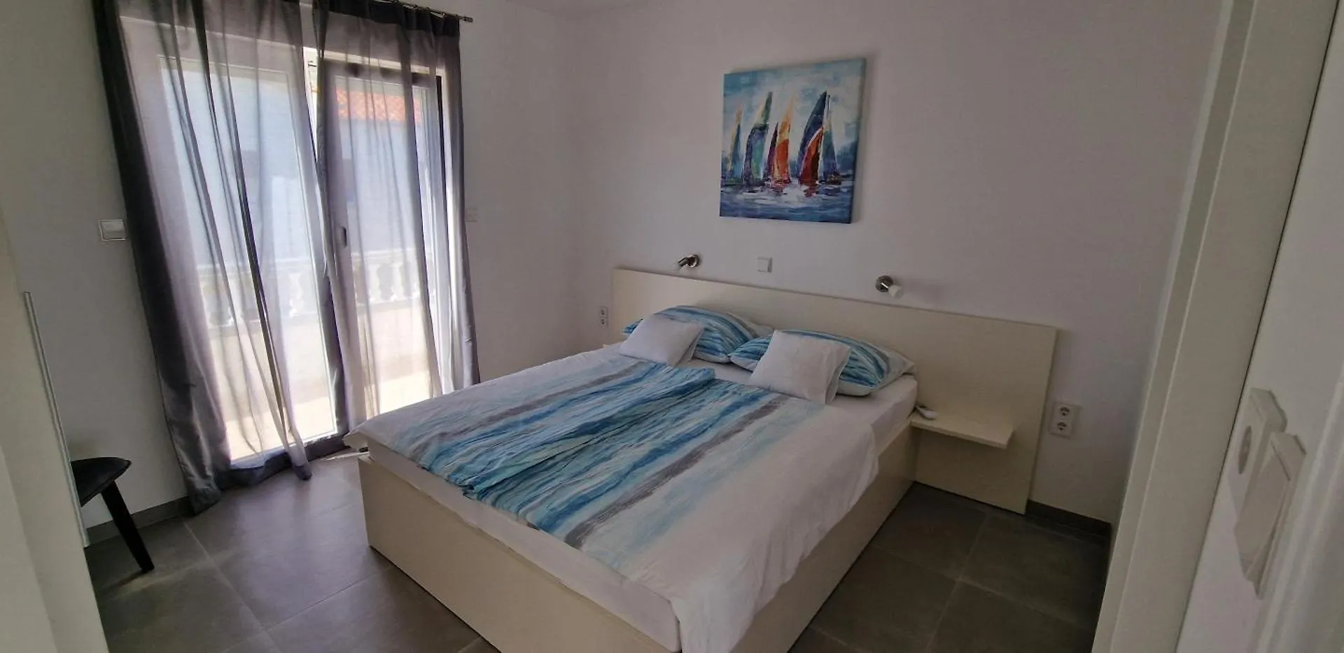 Apartmani Devcic Palit Apartment