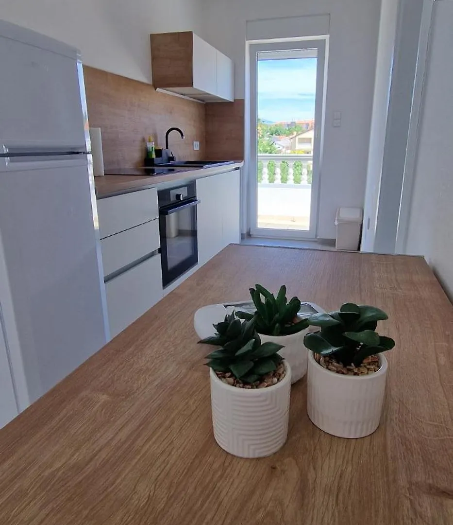Apartment Apartmani Devcic Palit