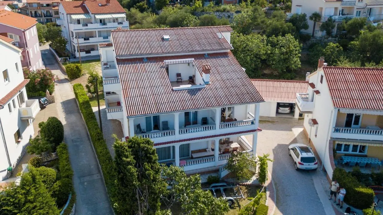 Apartmani Devcic Palit