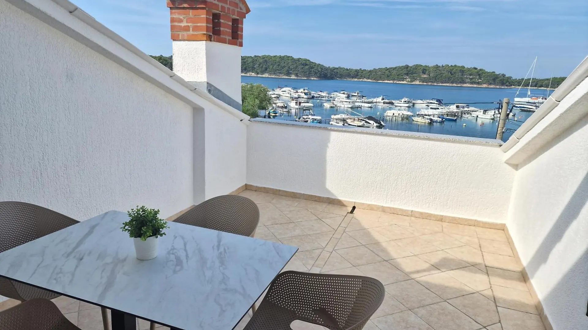 Apartmani Devcic Palit Kroatien